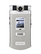 Best available price of Sony Ericsson Z800 in Dominica